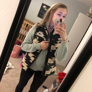 Aztec fuzzy Northface vest